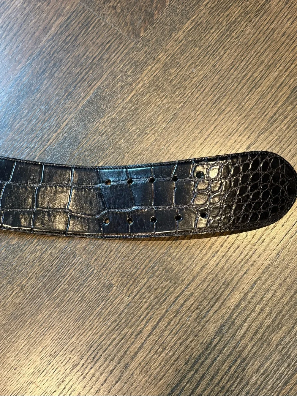 Black Ralph Lauren Genuine Croc. Belt w/ Brass Hardware, M, Black Label